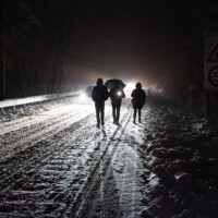Wintereinbruch in Hessen. Schneetreiben und stundenlanger Schneefall machen den Autofahrern zu schaffen.